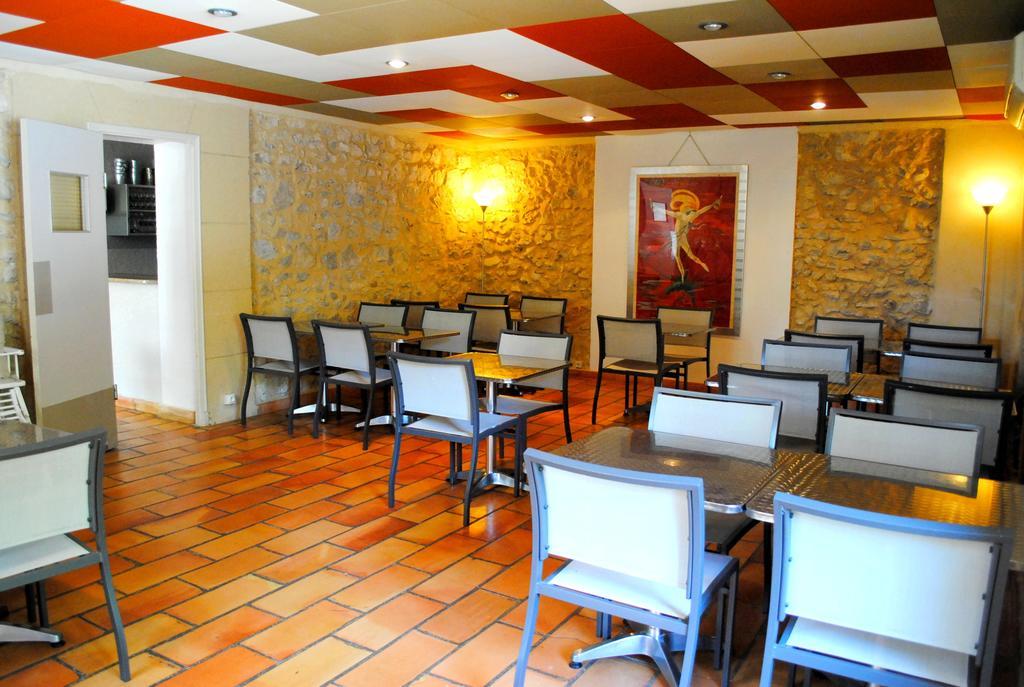 Societe Hoteliere De Montmirail ฌิกงดาส ภายนอก รูปภาพ