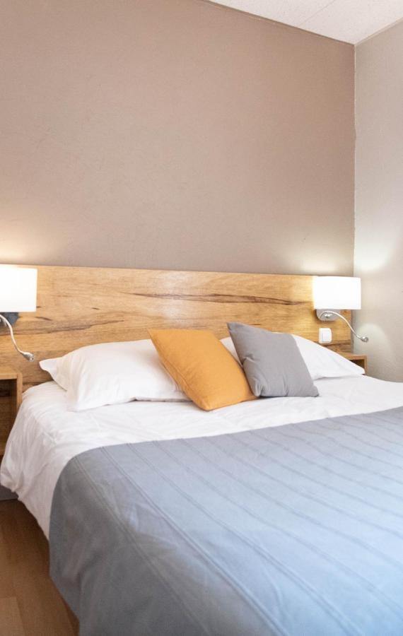 Societe Hoteliere De Montmirail ฌิกงดาส ภายนอก รูปภาพ