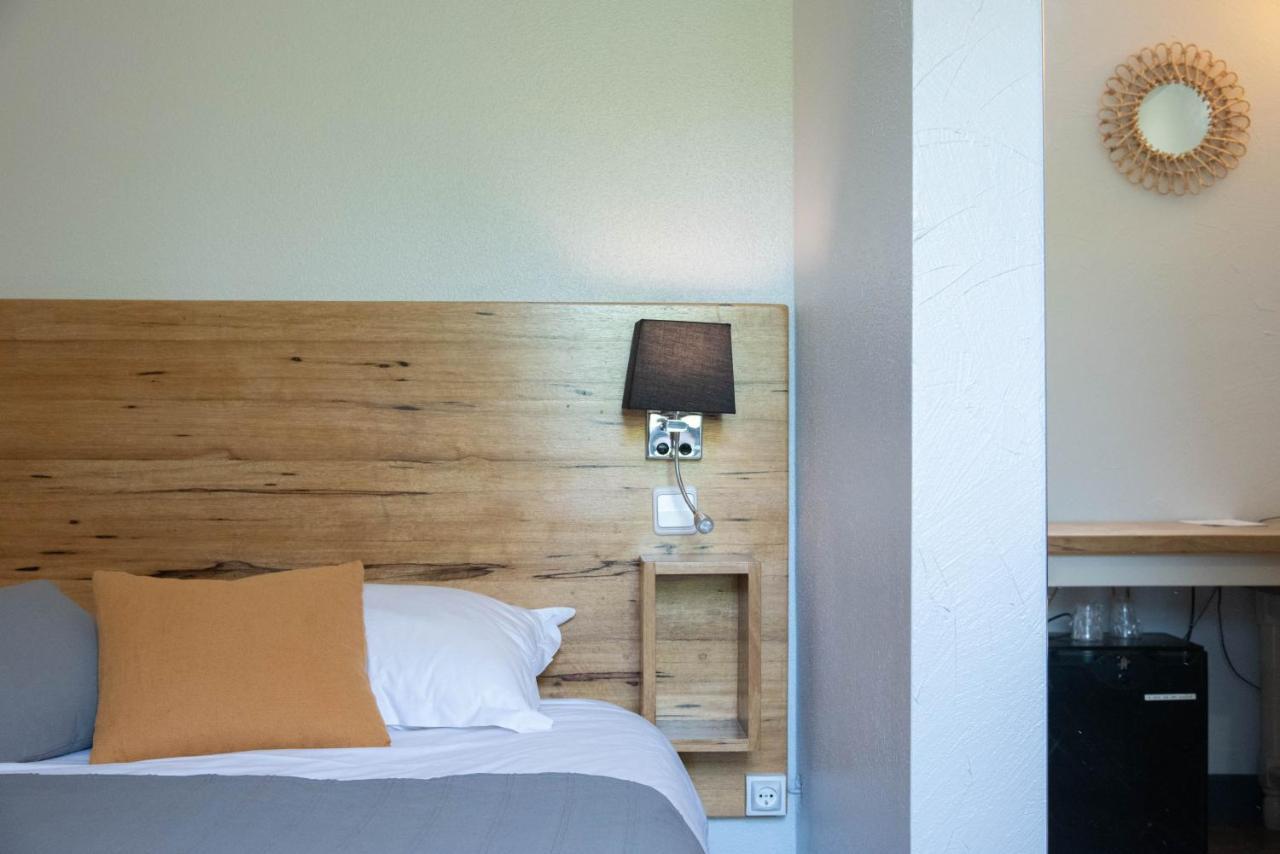 Societe Hoteliere De Montmirail ฌิกงดาส ภายนอก รูปภาพ